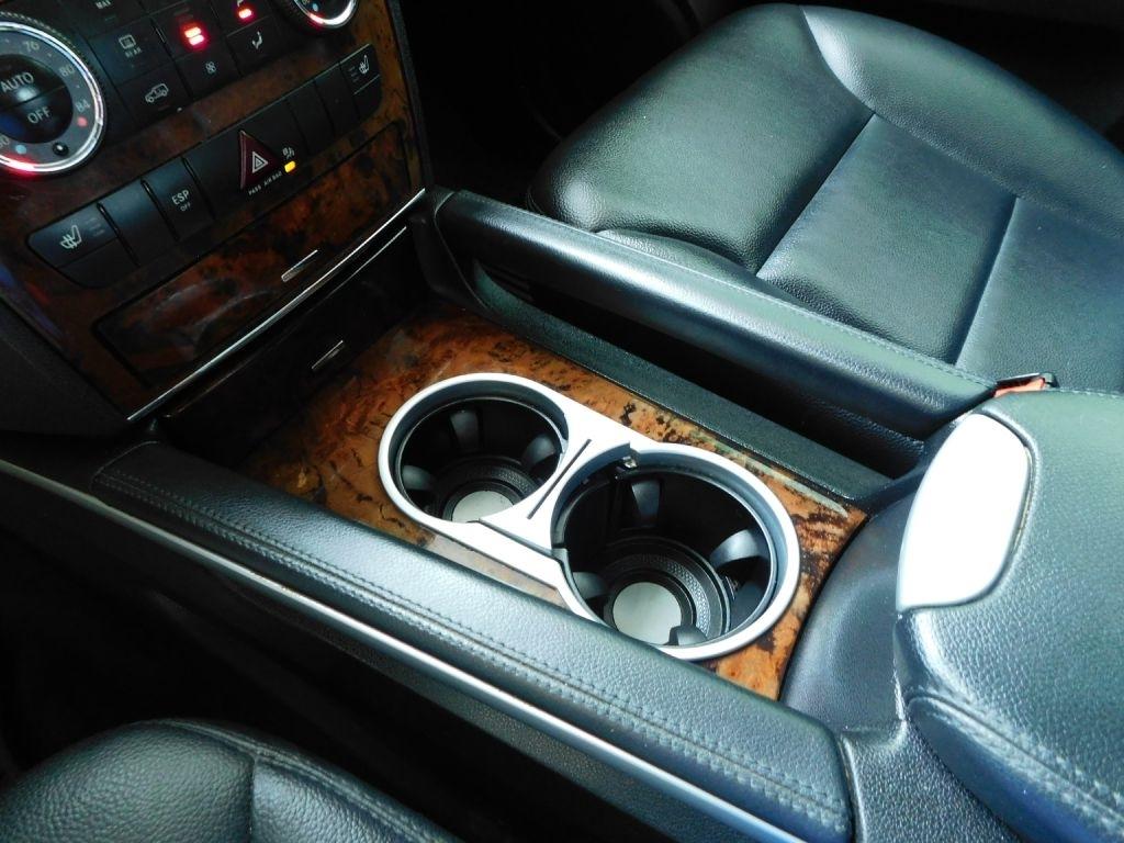 Mercedes-Benz M-Class ML350 2010