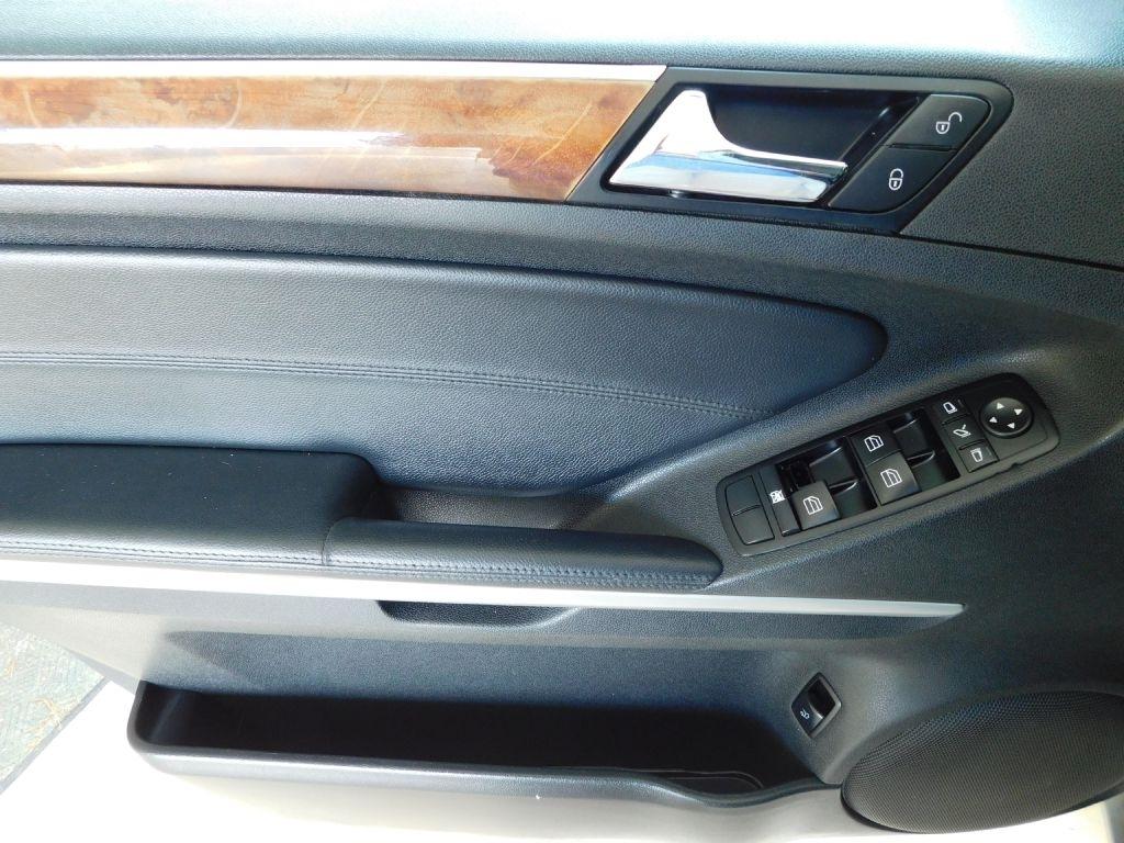 Mercedes-Benz M-Class ML350 2010