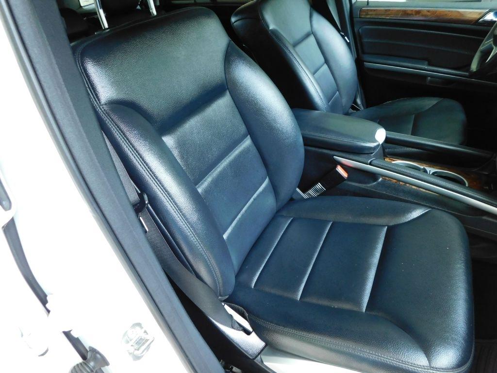 Mercedes-Benz M-Class ML350 2010