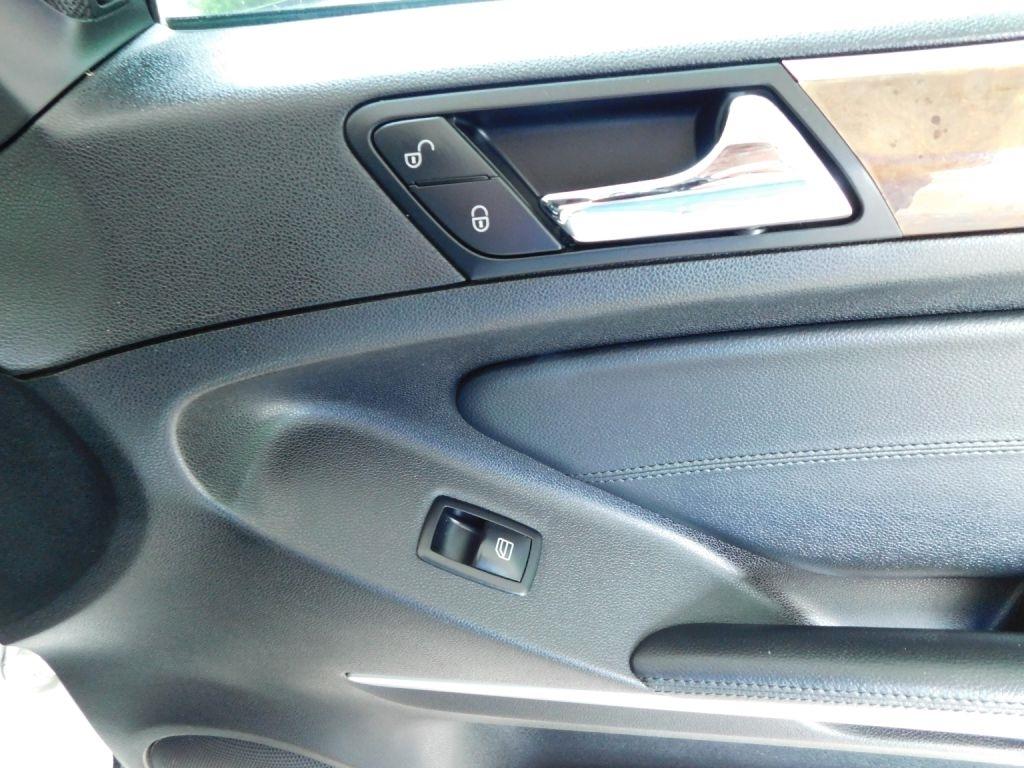 Mercedes-Benz M-Class ML350 2010