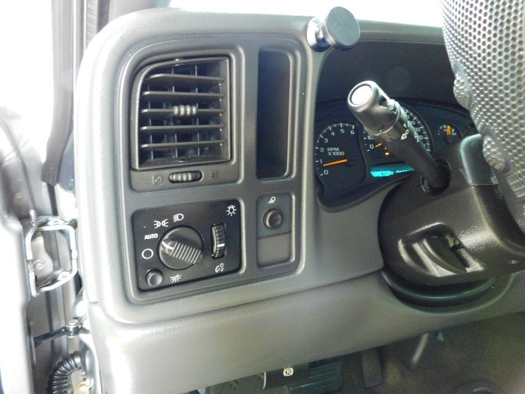 GMC Sierra Classic 1500 SL Crew Cab 4WD 2007