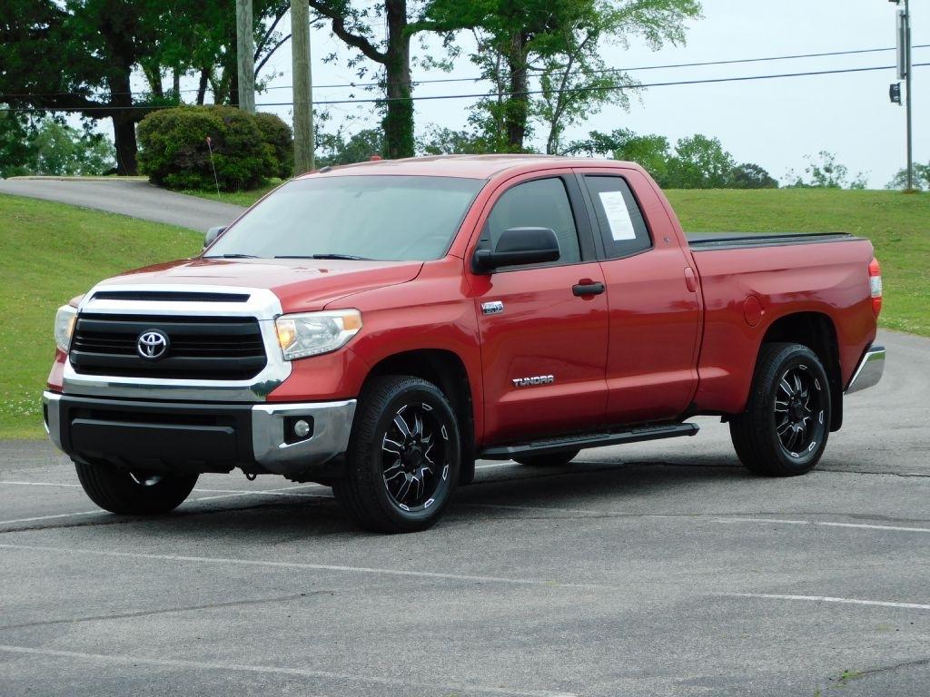 Toyota Tundra SR5 5.7L V8 Double Cab 2WD 2015