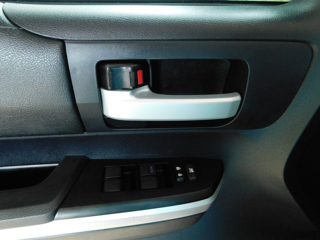 Toyota Tundra SR5 5.7L V8 Double Cab 2WD 2015