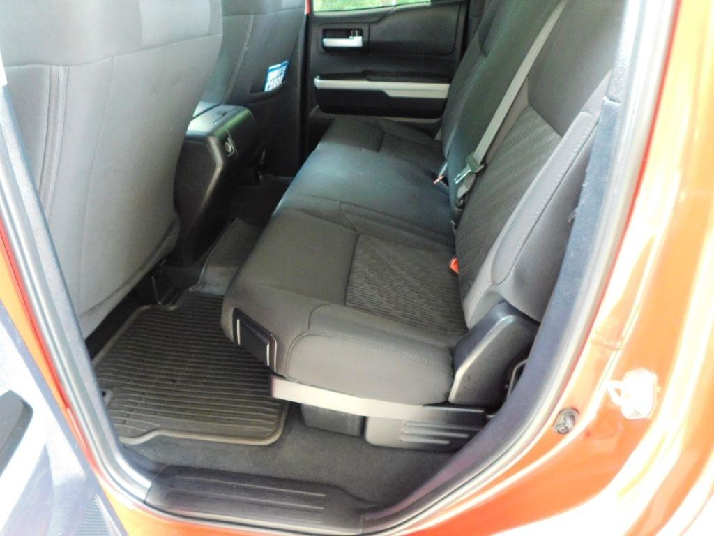 Toyota Tundra SR5 5.7L V8 Double Cab 2WD 2015