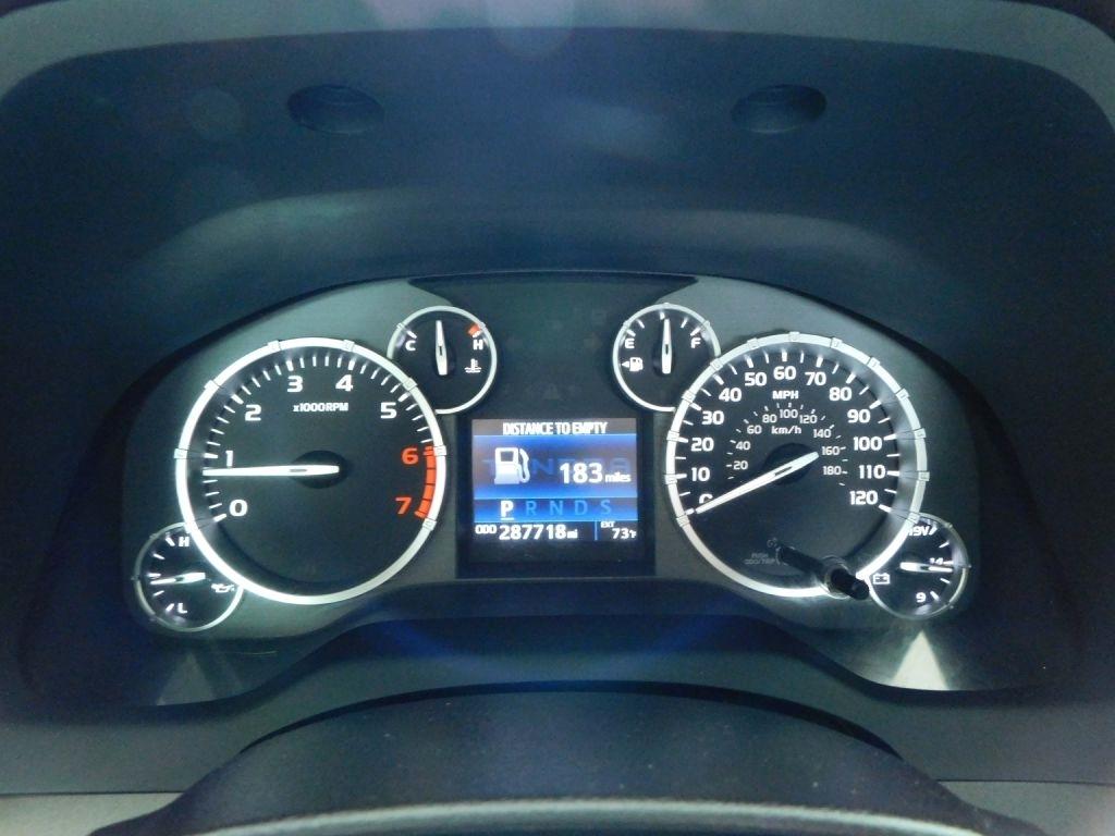 Toyota Tundra SR5 5.7L V8 Double Cab 2WD 2015