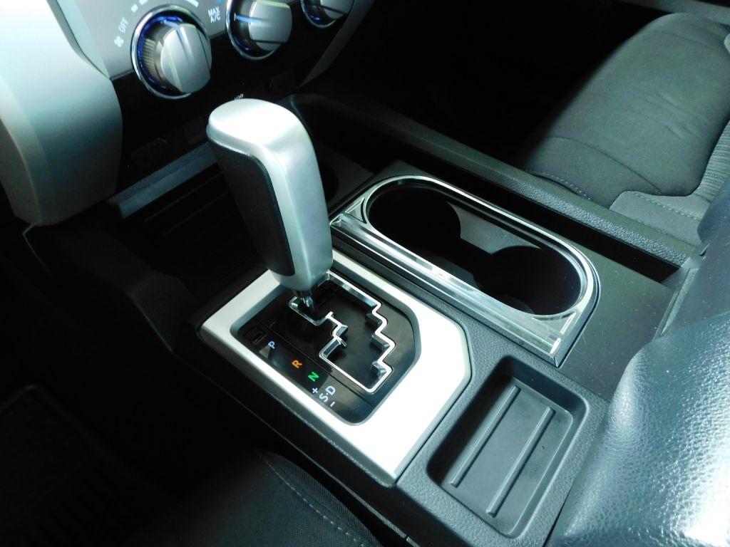 Toyota Tundra SR5 5.7L V8 Double Cab 2WD 2015