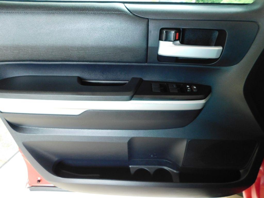 Toyota Tundra SR5 5.7L V8 Double Cab 2WD 2015