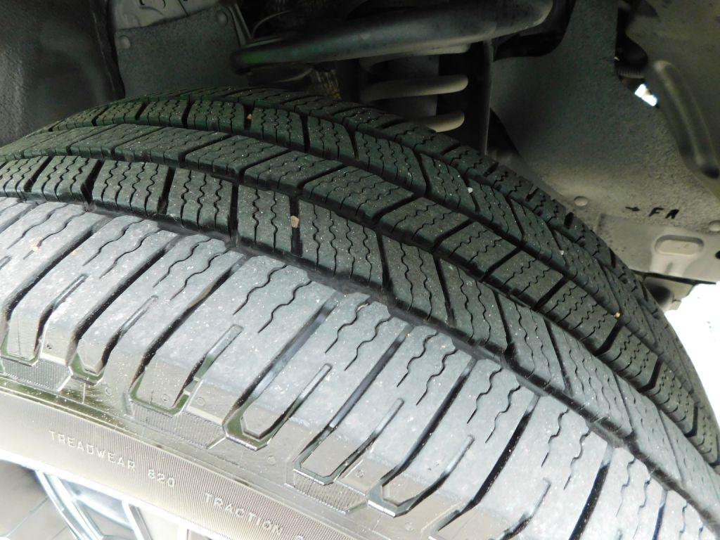 Toyota Tundra SR5 5.7L V8 Double Cab 2WD 2015
