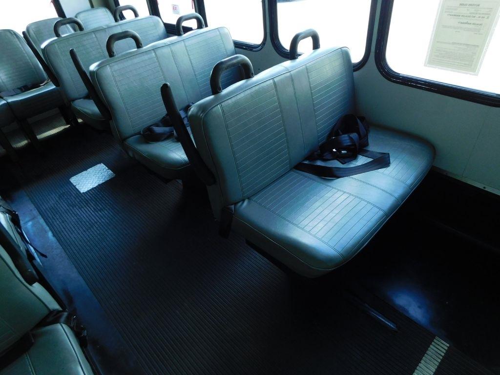 Ford Econoline E-350 Super Duty 2006