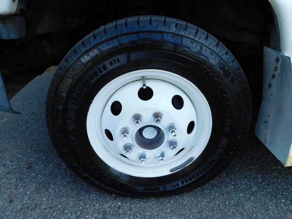 Ford Econoline E-350 Super Duty 2006