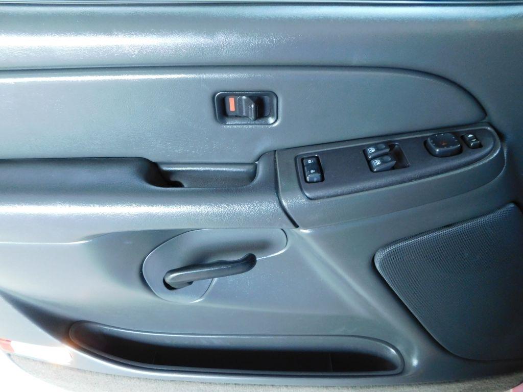 GMC Sierra 1500 Work Truck Ext. Cab Short Bed 2WD 2004