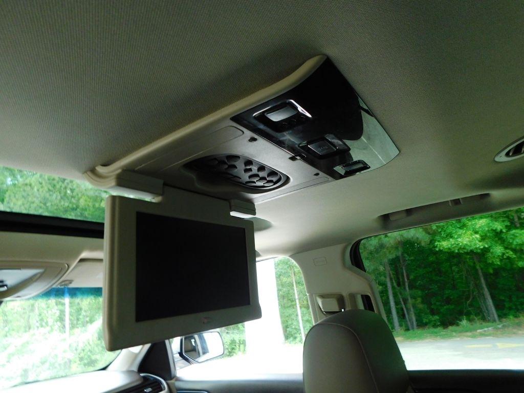 GMC Yukon SLT 2WD 2016