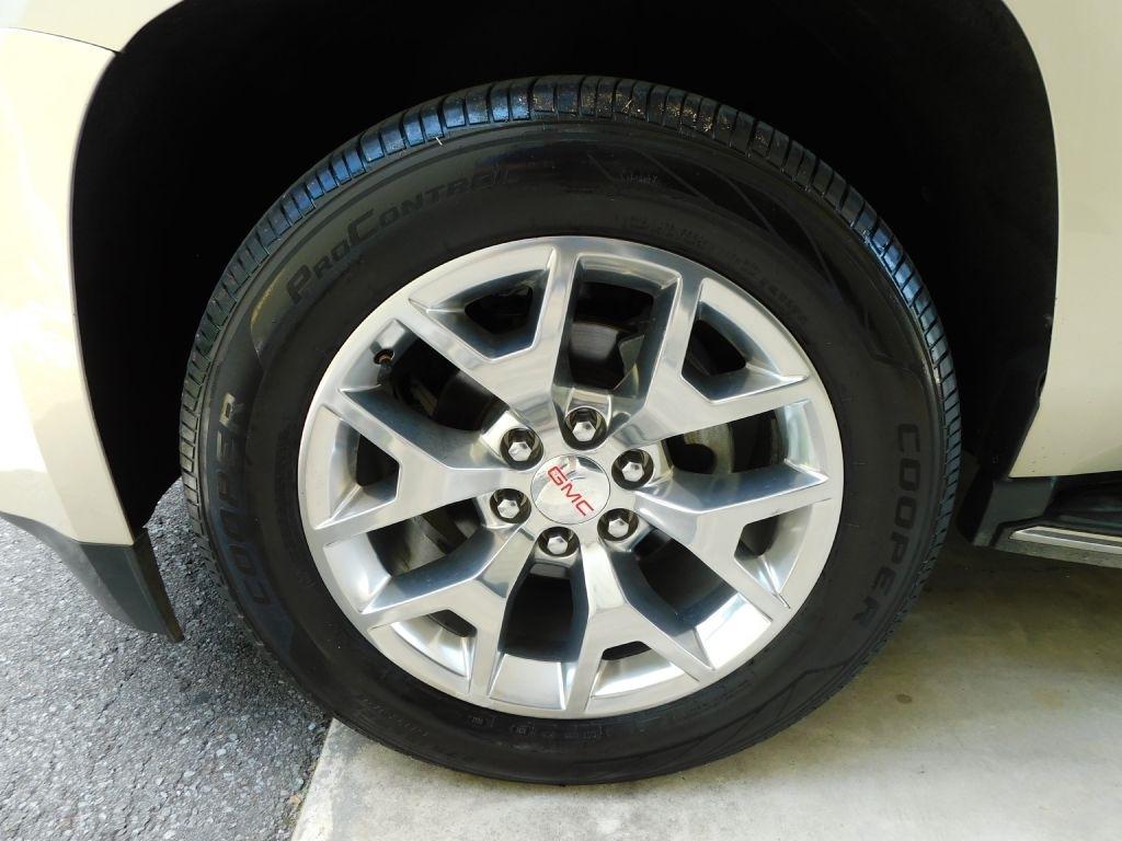 GMC Yukon SLT 2WD 2016