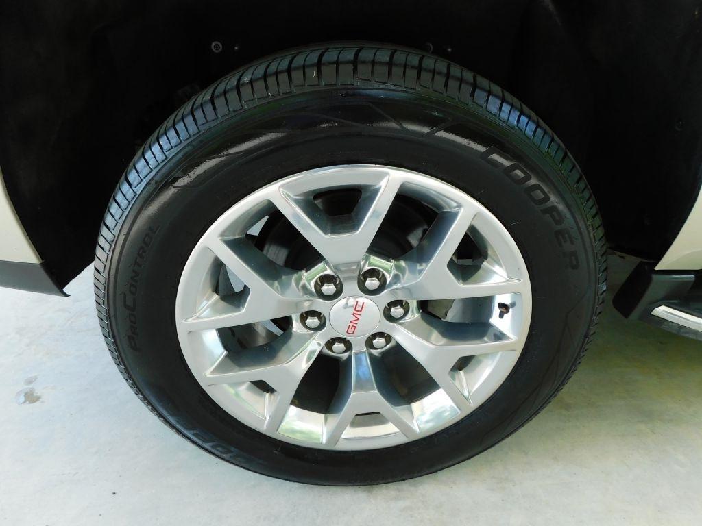 GMC Yukon SLT 2WD 2016