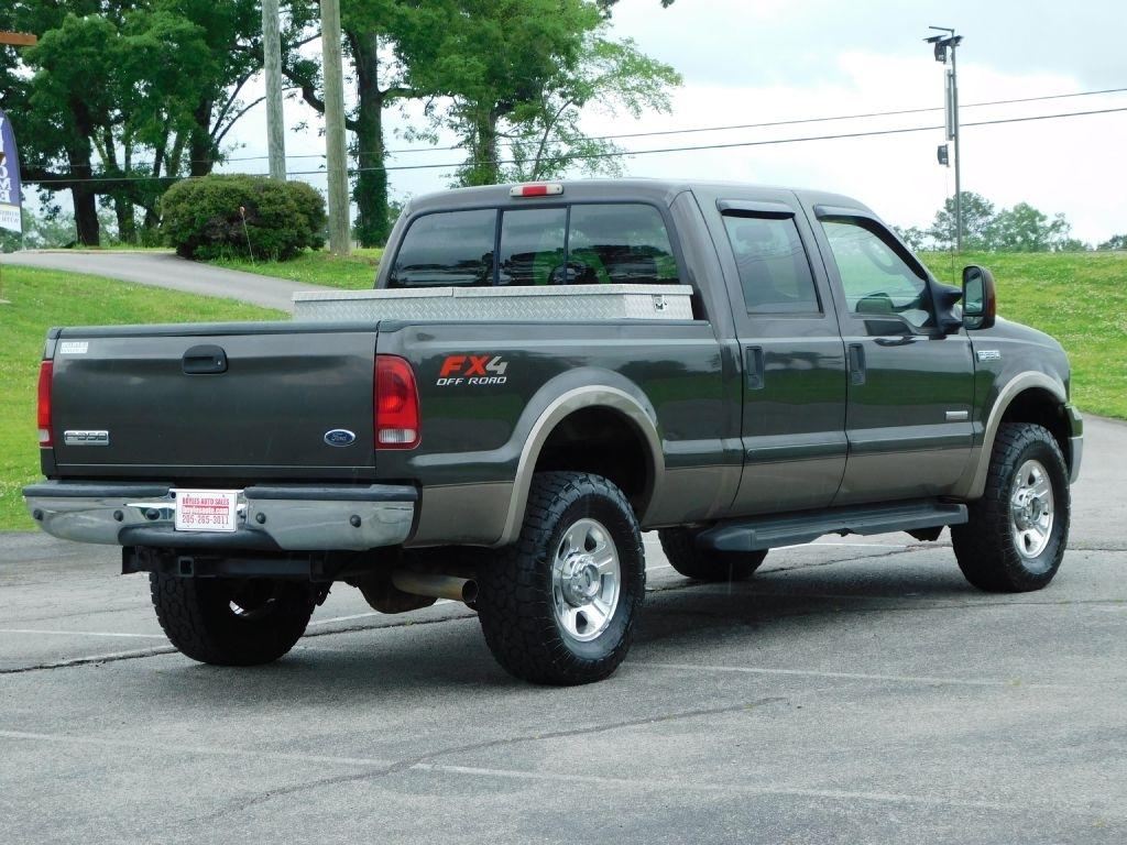 Ford F-350 SD Lariat Crew Cab 4WD 2006