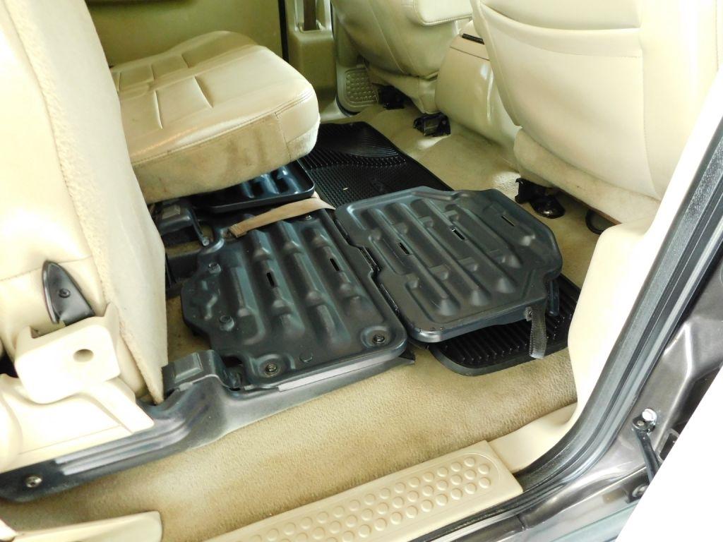 Ford F-350 SD Lariat Crew Cab 4WD 2006