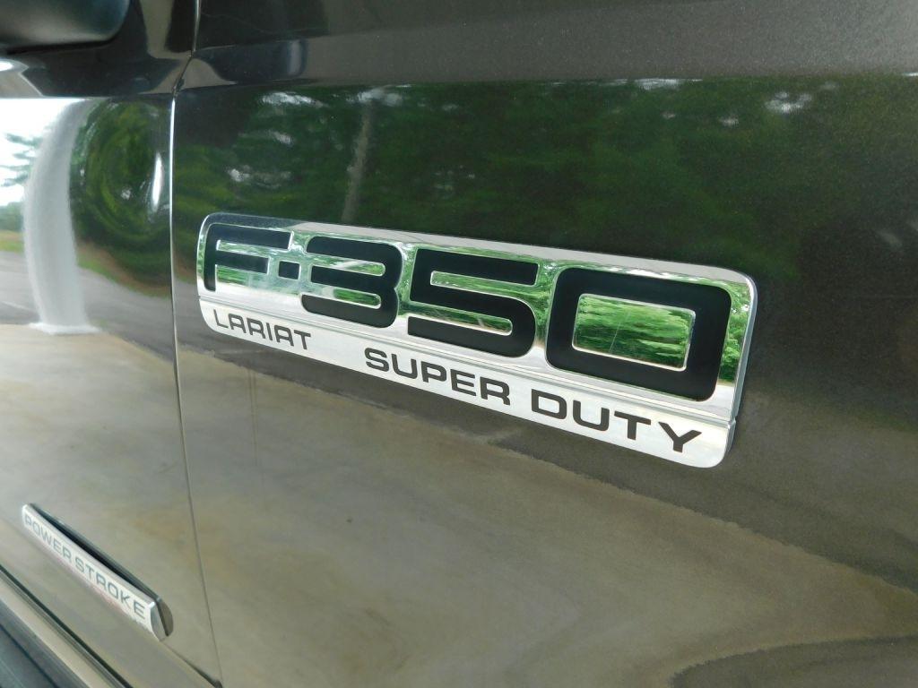 Ford F-350 SD Lariat Crew Cab 4WD 2006