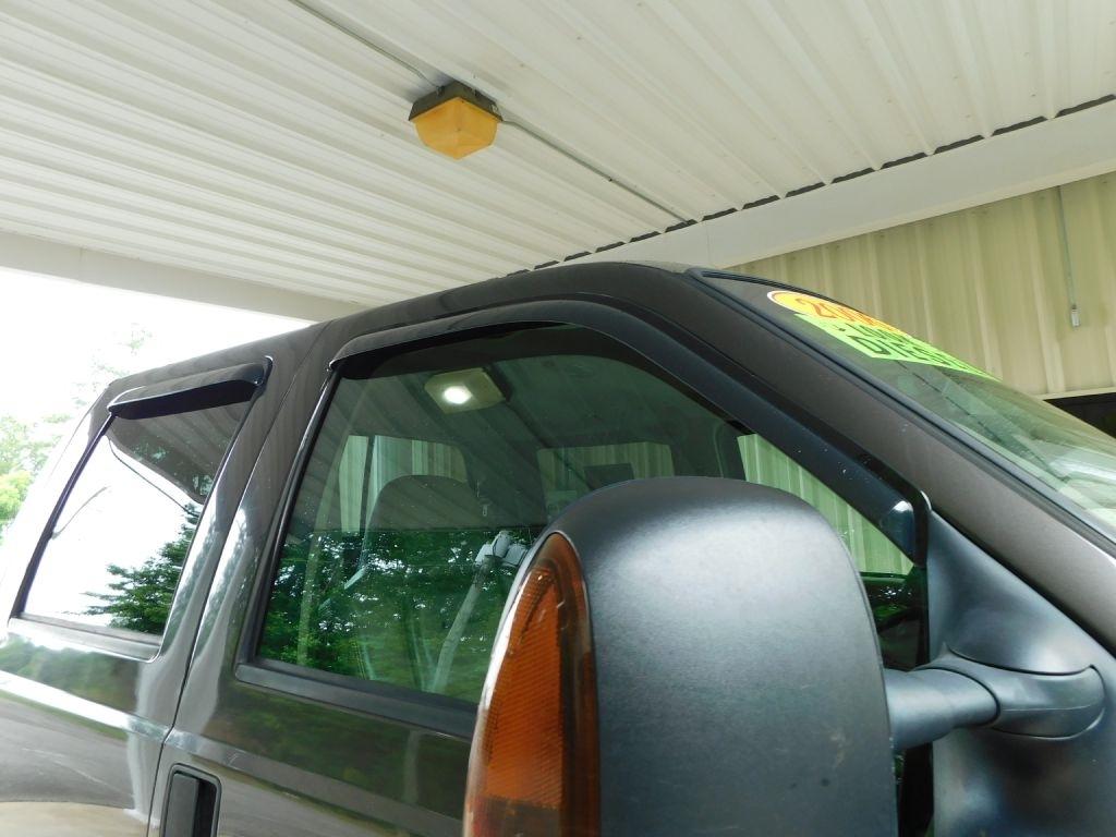 Ford F-350 SD Lariat Crew Cab 4WD 2006