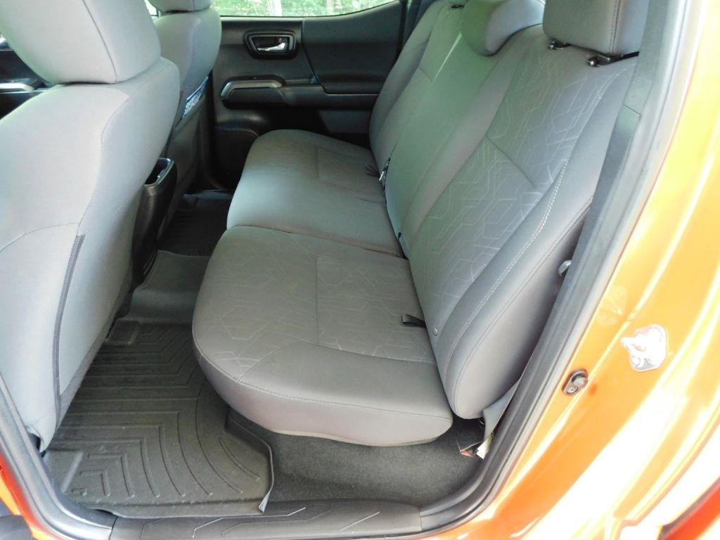 Toyota Tacoma SR5 Double Cab Long Bed V6 6AT 4WD 2016