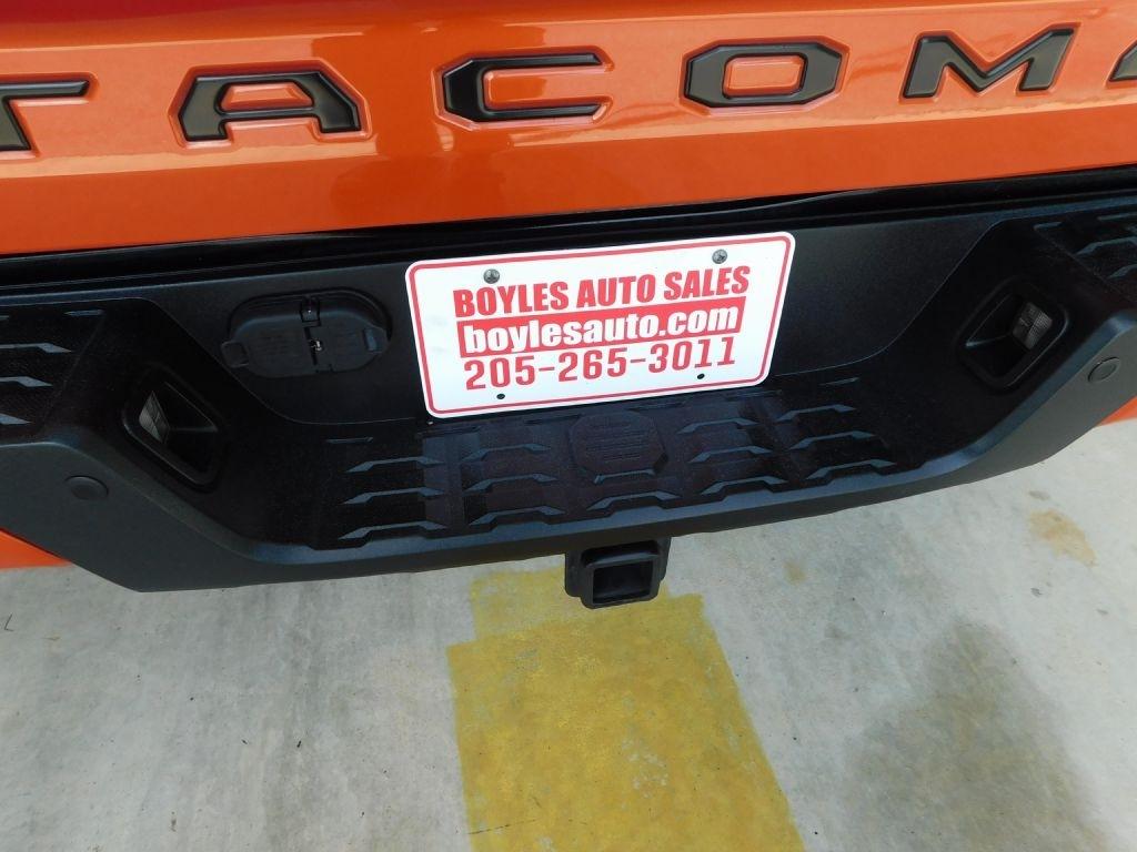 Toyota Tacoma SR5 Double Cab Long Bed V6 6AT 4WD 2016