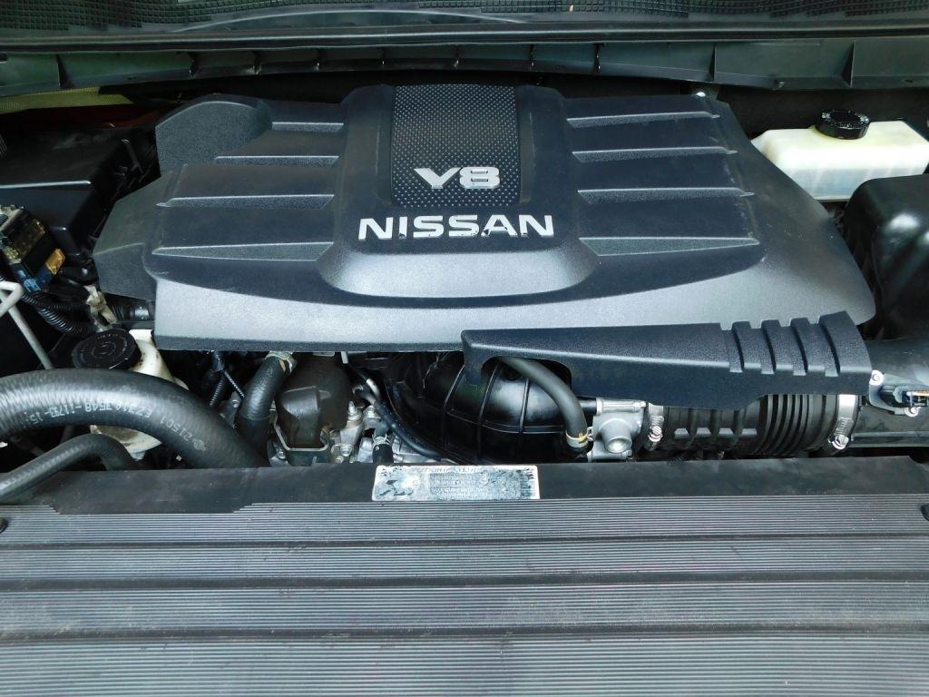 Nissan Titan PRO-4X Crew Cab 4WD 2019