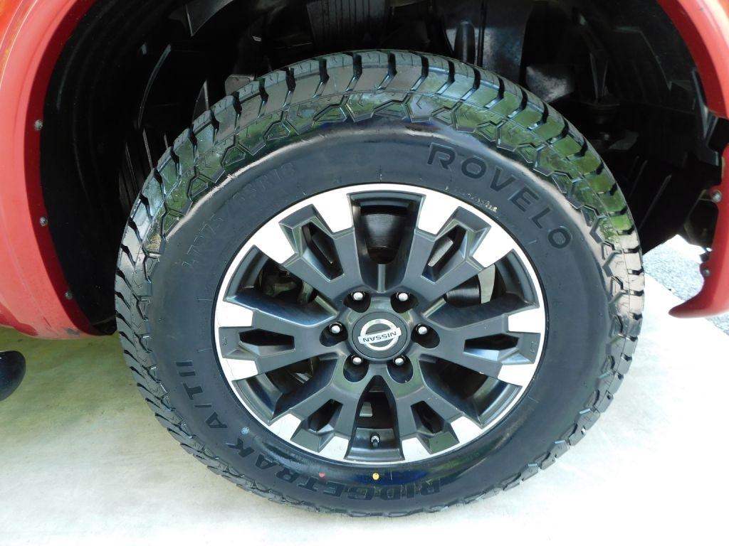Nissan Titan PRO-4X Crew Cab 4WD 2019
