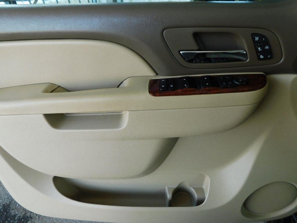 Chevrolet Tahoe LTZ 2WD 2013