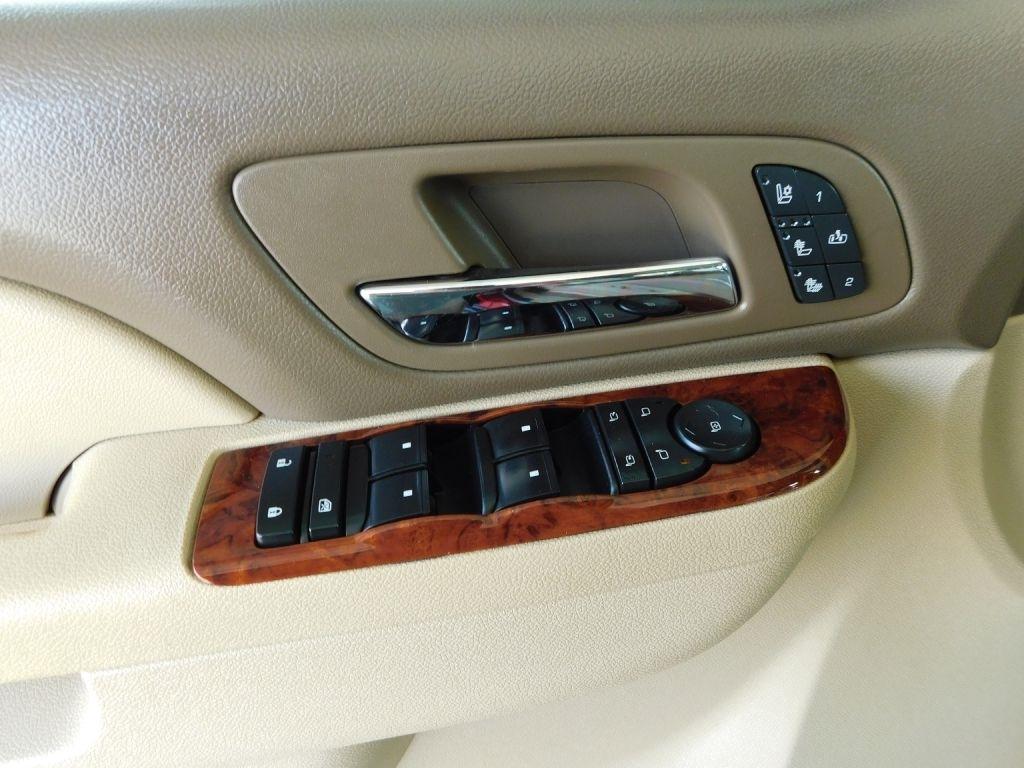 Chevrolet Tahoe LTZ 2WD 2013