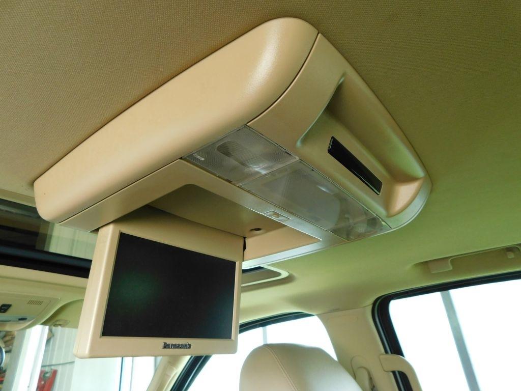 Chevrolet Tahoe LTZ 2WD 2013