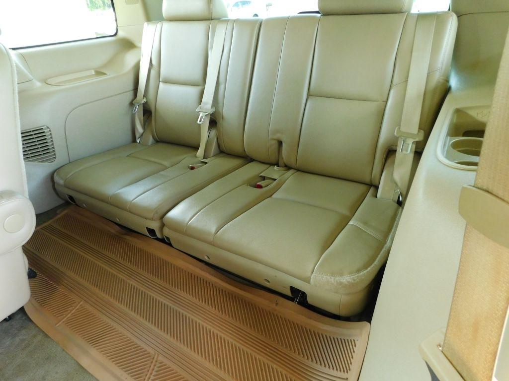 Chevrolet Tahoe LTZ 2WD 2013