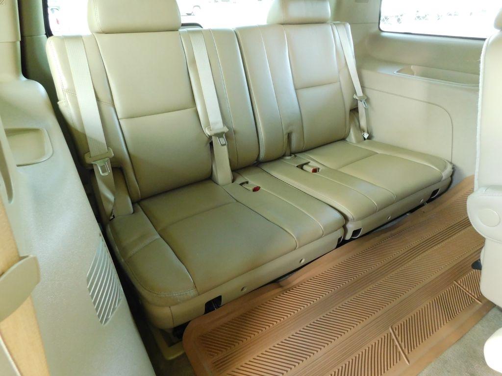 Chevrolet Tahoe LTZ 2WD 2013