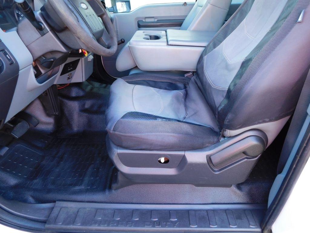 Ford F-450 SD SuperCab DRW 2WD 2012
