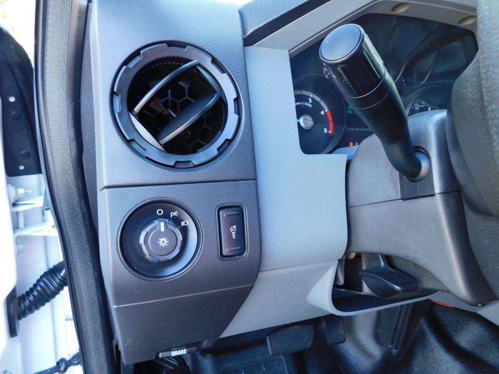 Ford F-450 SD SuperCab DRW 2WD 2012