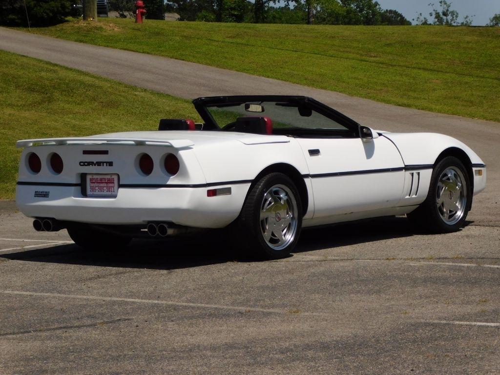 Chevrolet Corvette Convertible 1989