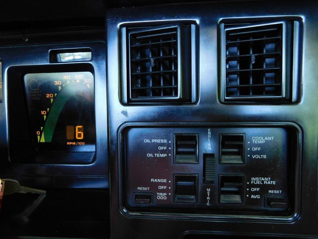 Chevrolet Corvette Convertible 1989