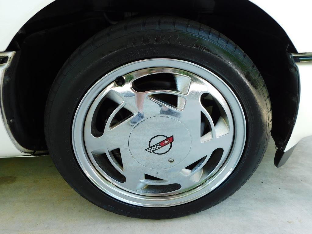 Chevrolet Corvette Convertible 1989