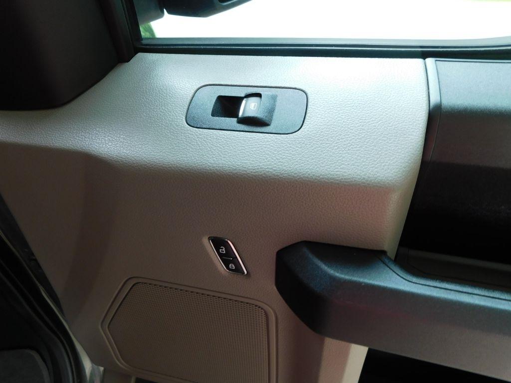 Ford F-150 XL SuperCrew 6.5-ft. Bed 4WD 2020