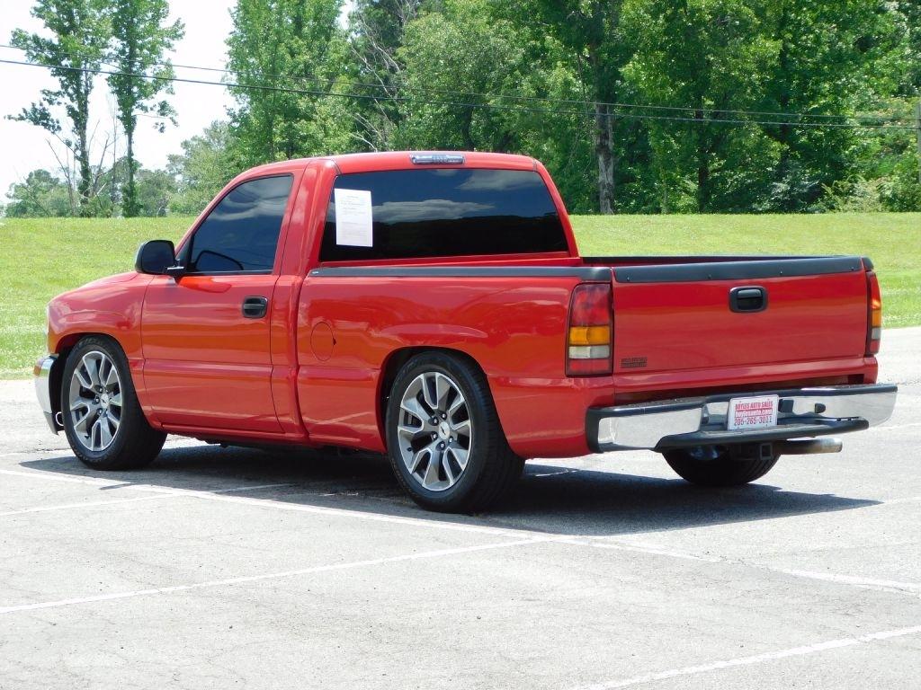 GMC Sierra 1500 SL Short Bed 2WD 2002