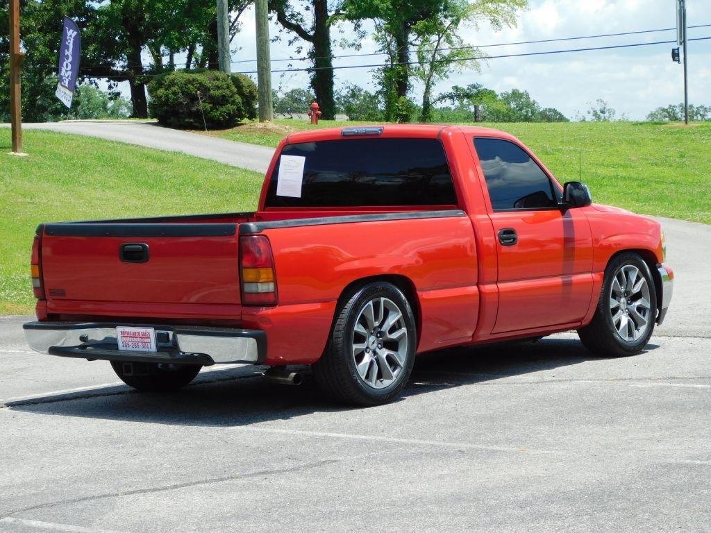 GMC Sierra 1500 SL Short Bed 2WD 2002