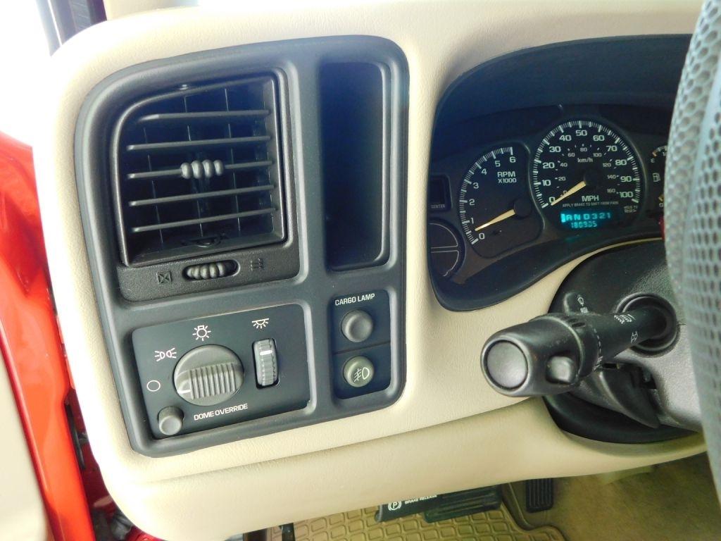 GMC Sierra 1500 SL Short Bed 2WD 2002