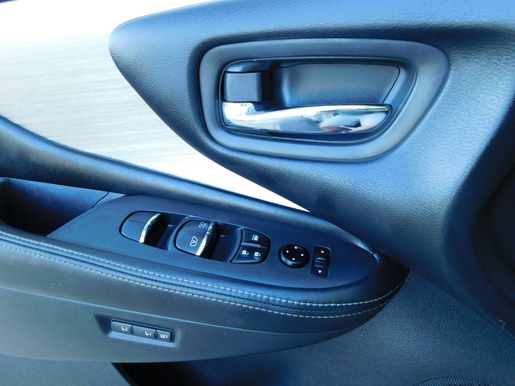 Nissan Murano SL 2015
