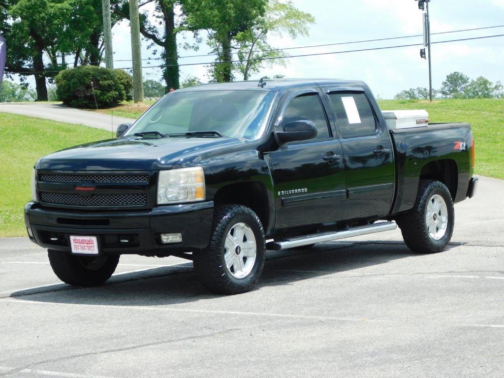 Chevrolet Silverado 1500 LTZ Crew Cab 4WD 2009