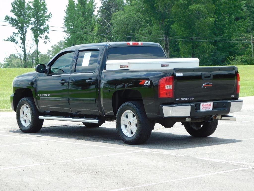 Chevrolet Silverado 1500 LTZ Crew Cab 4WD 2009