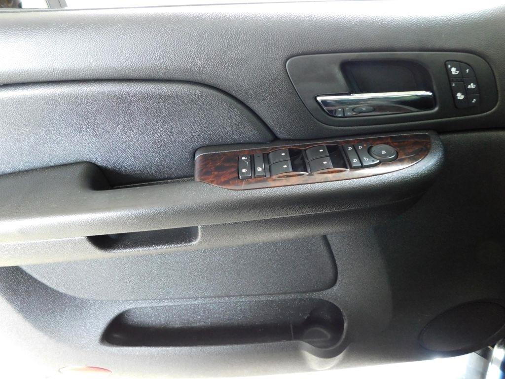 Chevrolet Silverado 1500 LTZ Crew Cab 4WD 2009