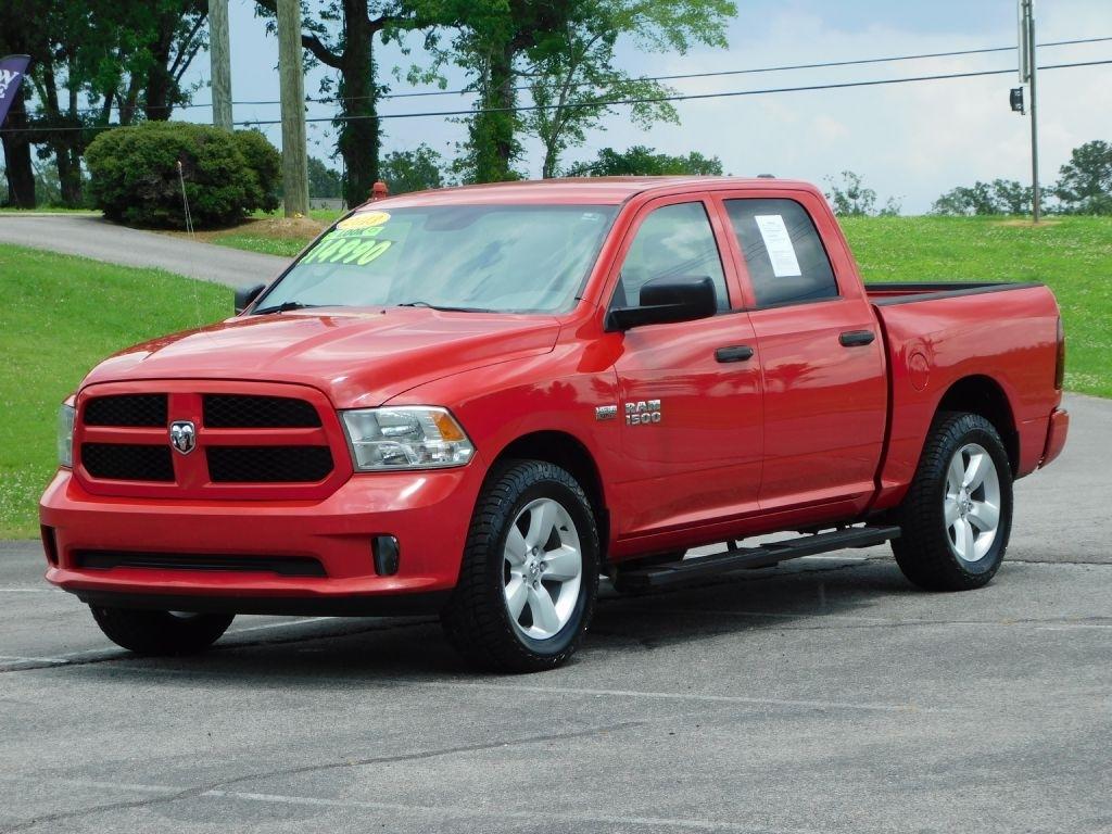 RAM 1500 Tradesman Crew Cab SWB 2WD 2013