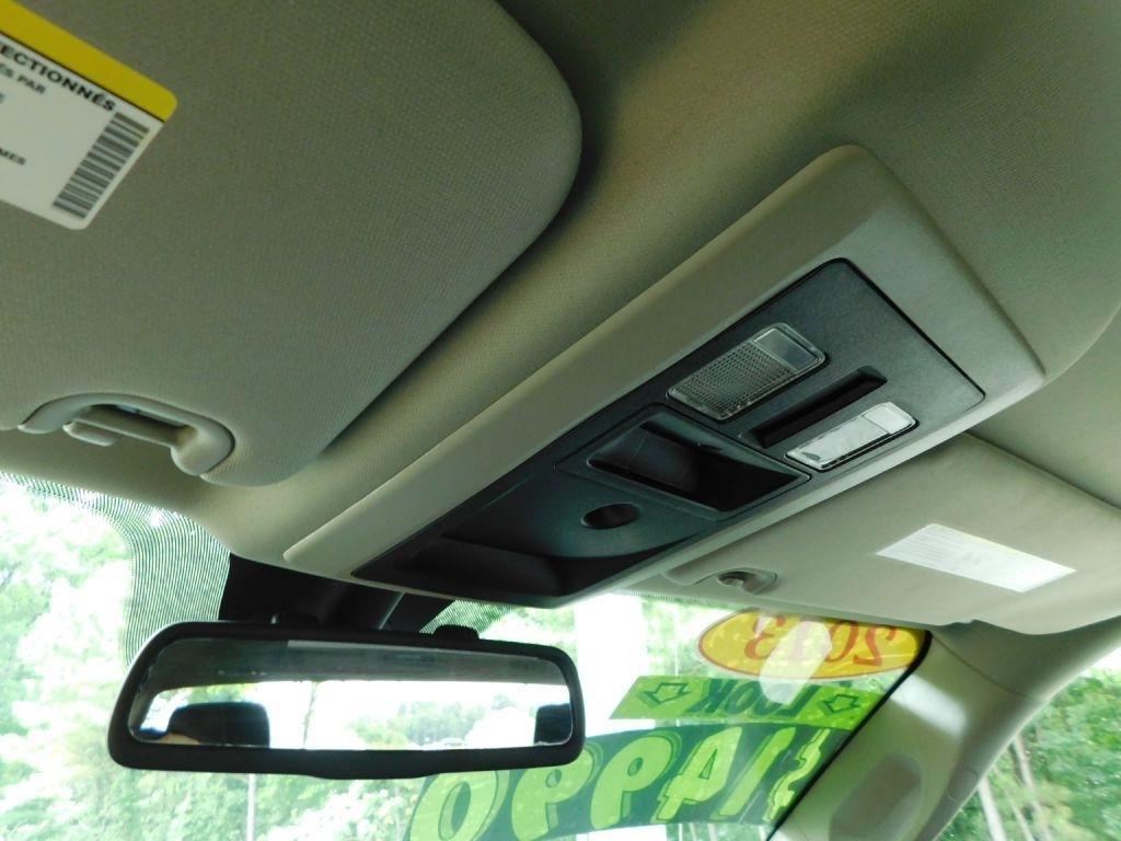RAM 1500 Tradesman Crew Cab SWB 2WD 2013