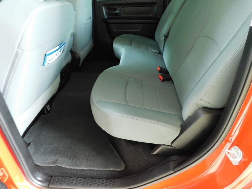 RAM 1500 Tradesman Crew Cab SWB 2WD 2013