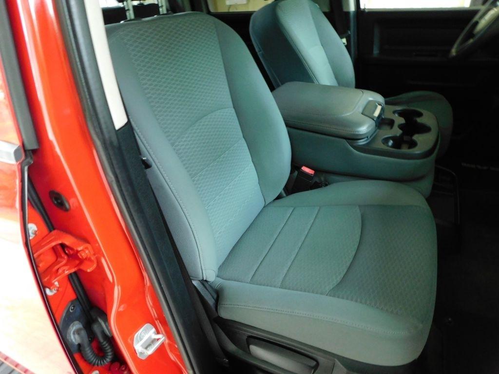 RAM 1500 Tradesman Crew Cab SWB 2WD 2013