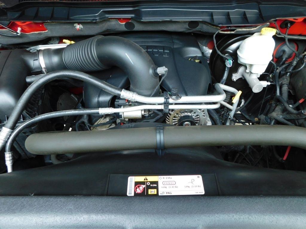 RAM 1500 Tradesman Crew Cab SWB 2WD 2013