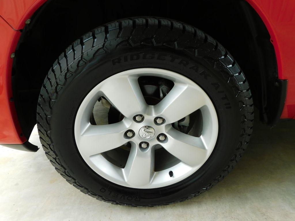 RAM 1500 Tradesman Crew Cab SWB 2WD 2013